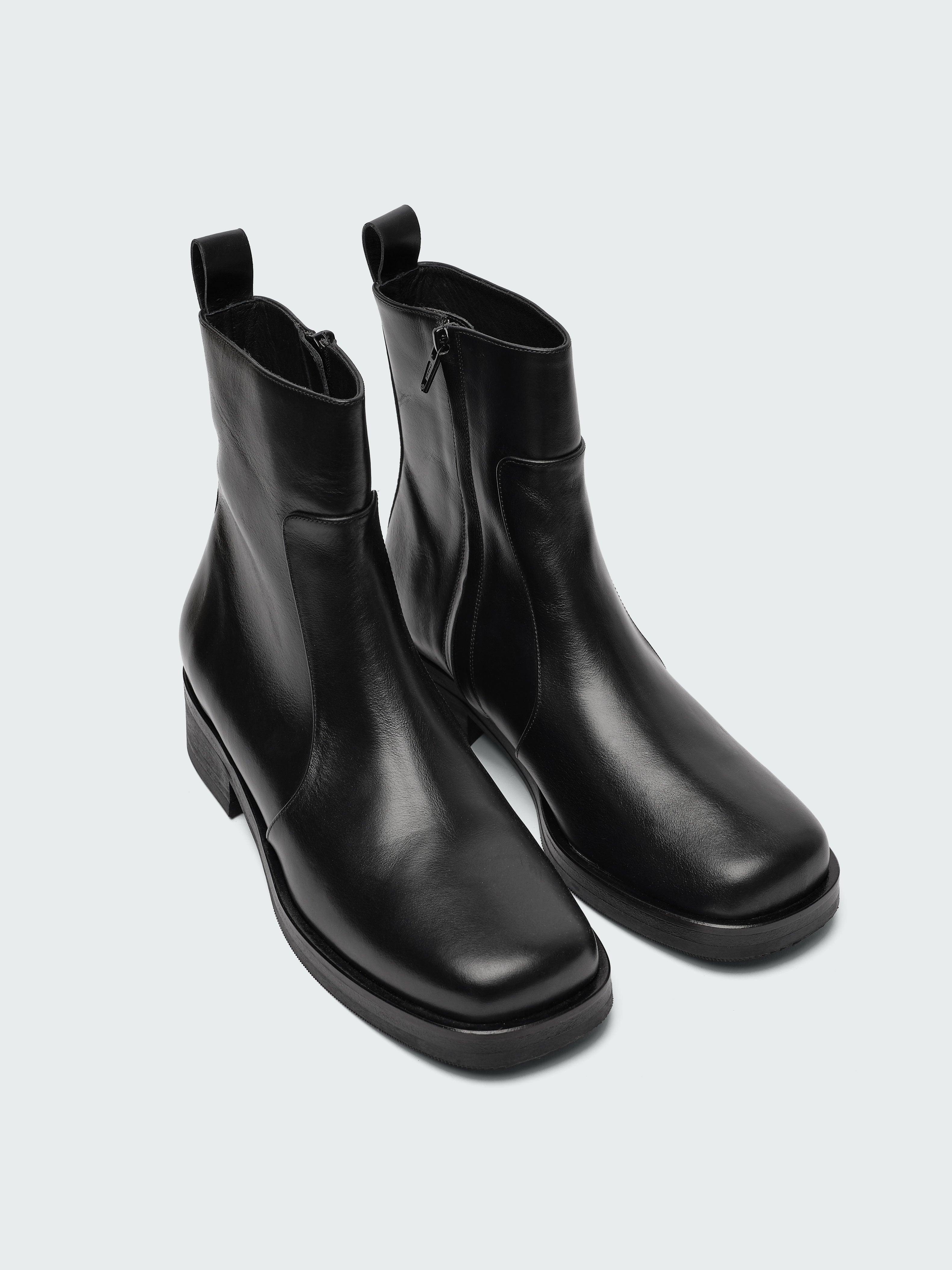 Men s Square Boot in Black Square Toe Boot Studio Nicholson