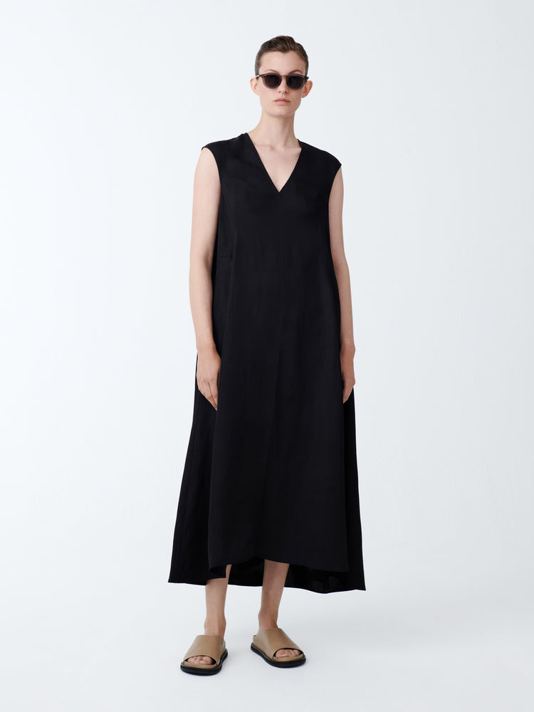 Beck Dress in Black