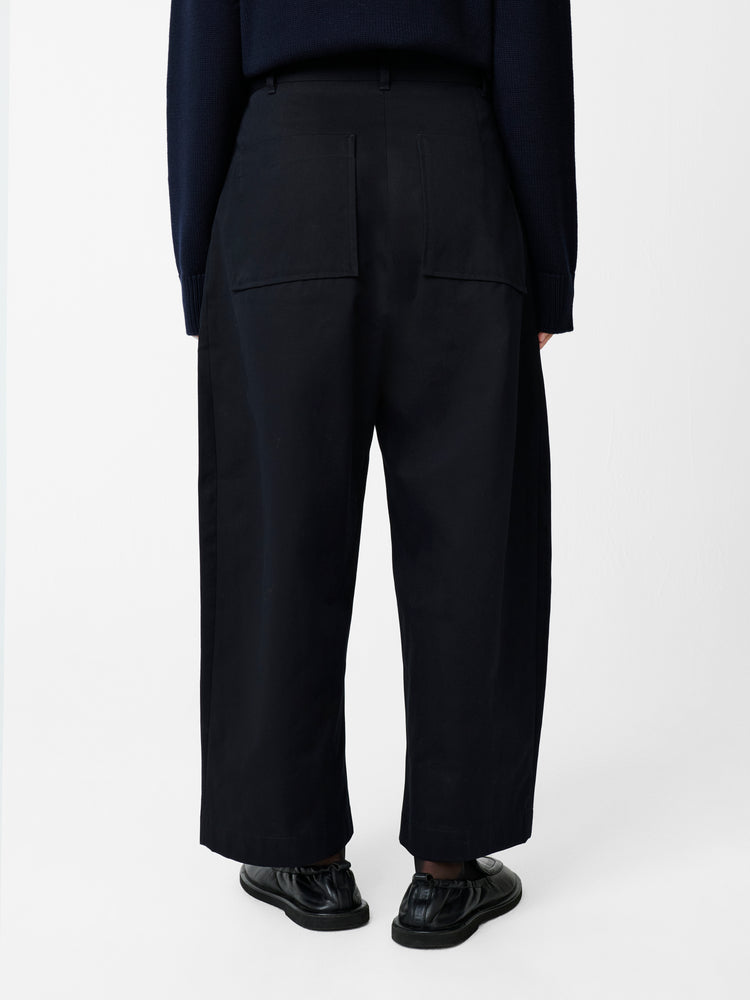 Chalco Twill Pant in Darkest Navy