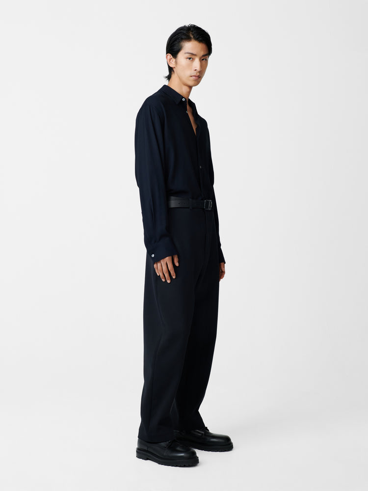 Ezra Pant in Darkest Navy