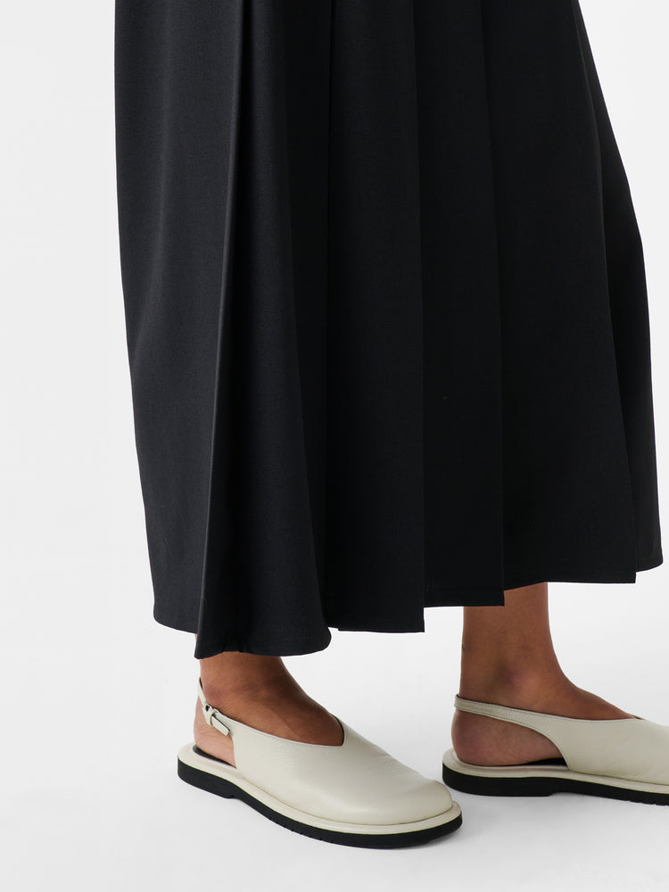 Fuse Skirt in Black