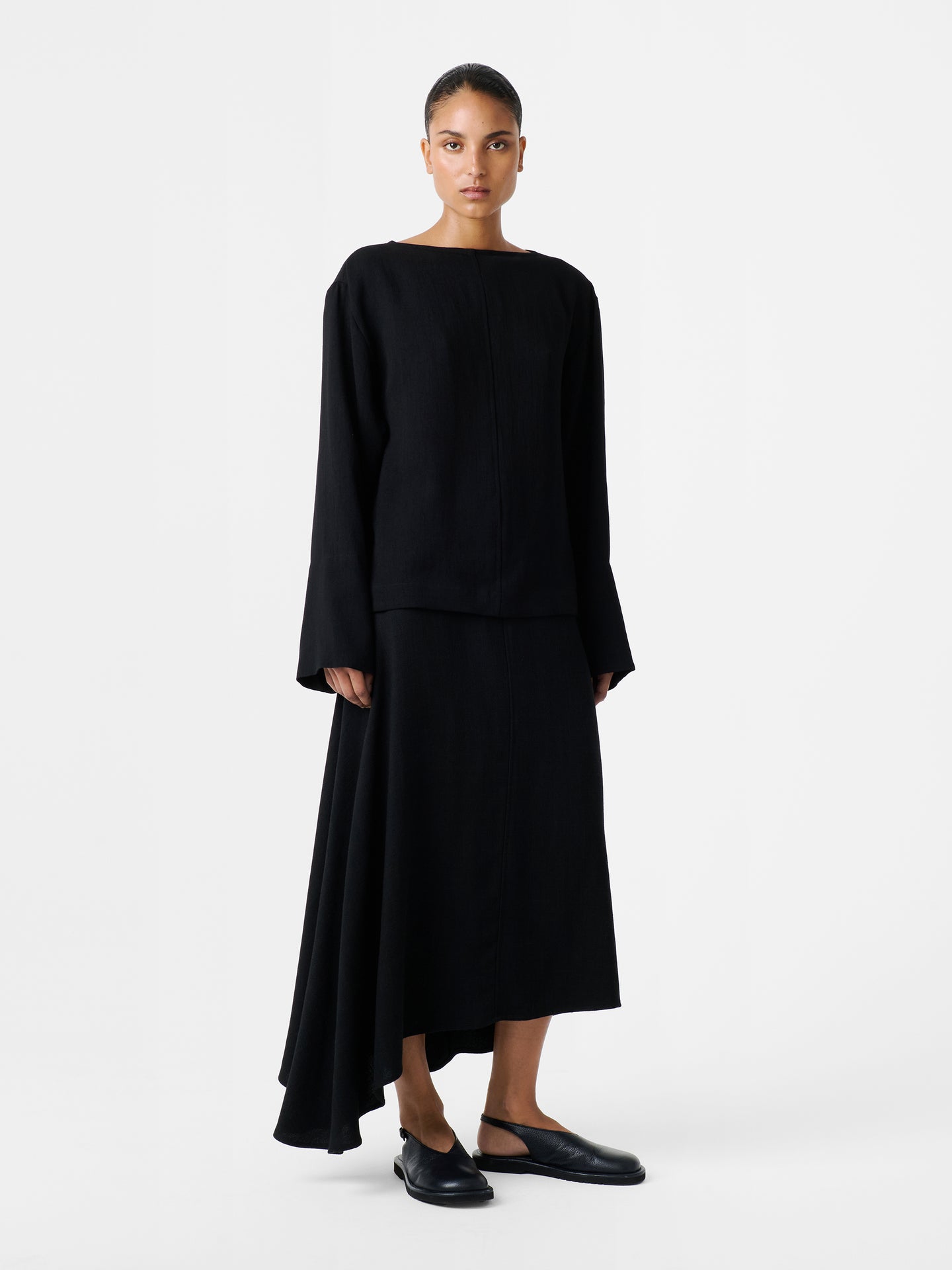 Hirta Skirt in Black