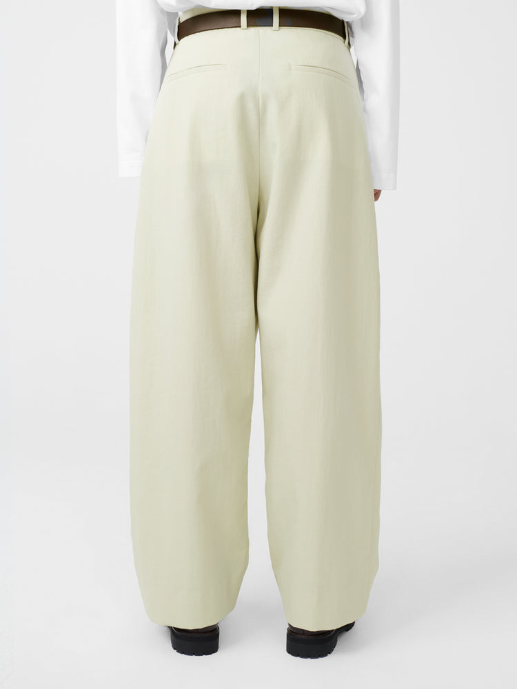 Line Pant in Dove