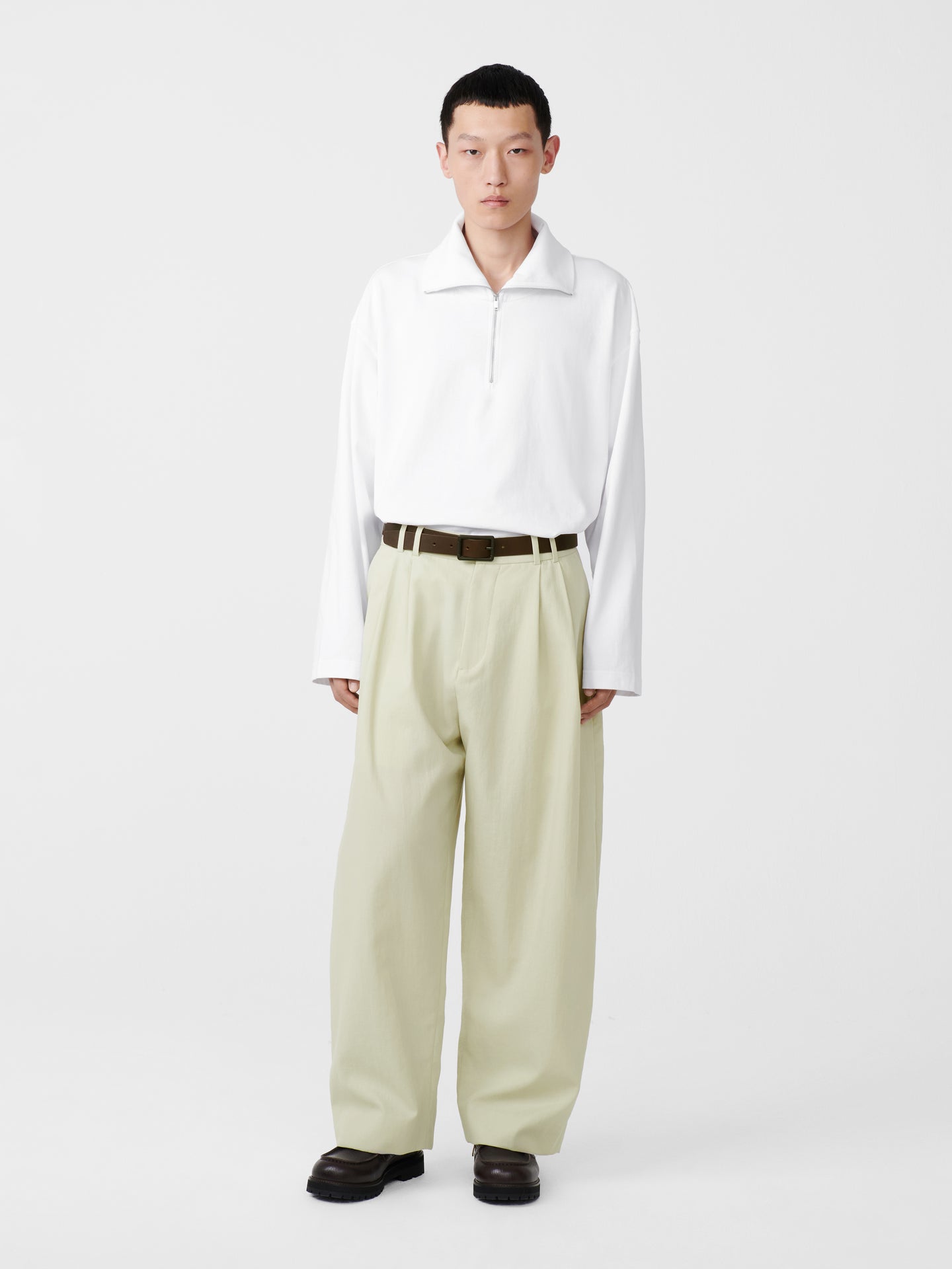 Line Pant in Dove