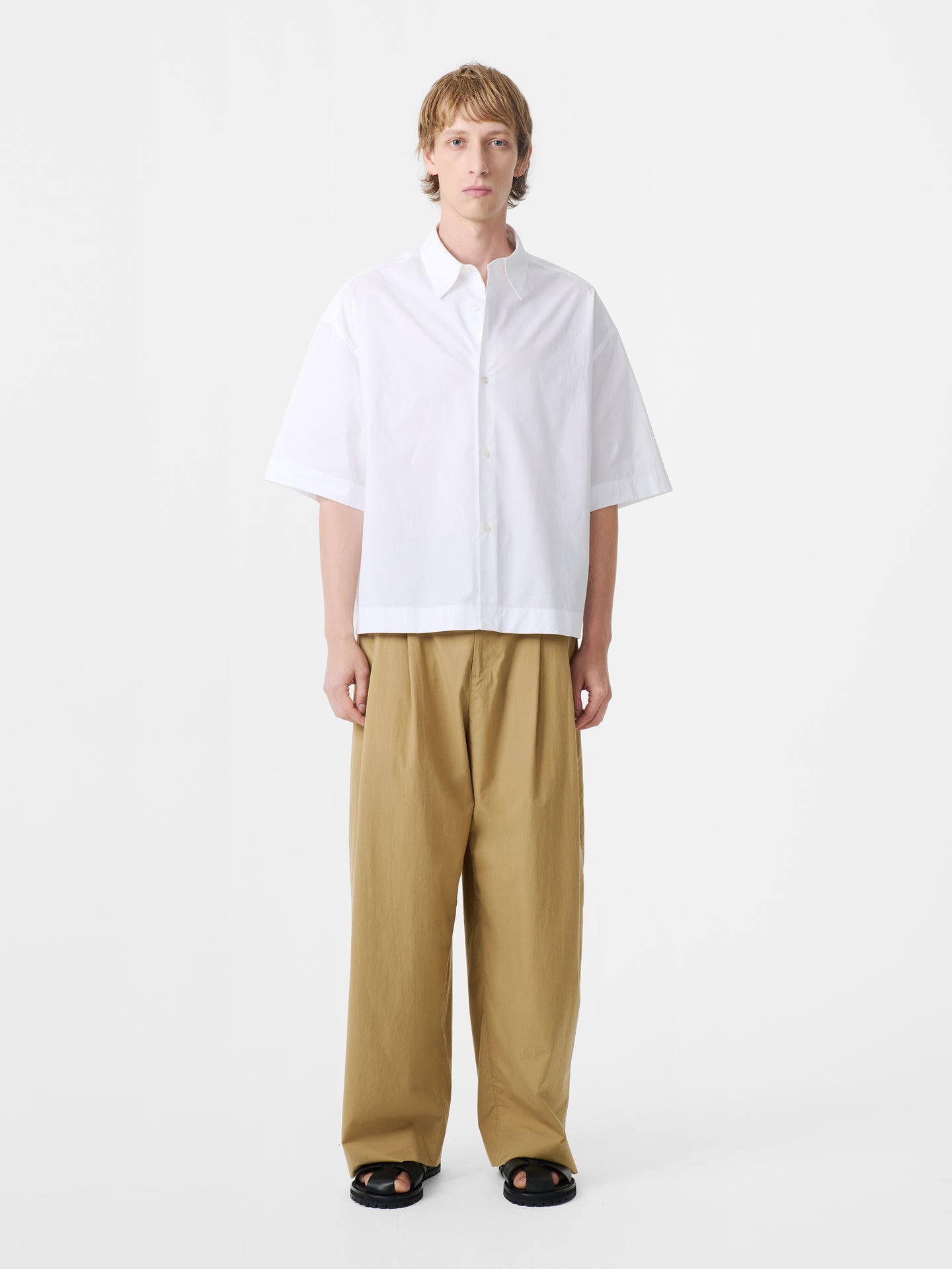 Line Pant in Sand