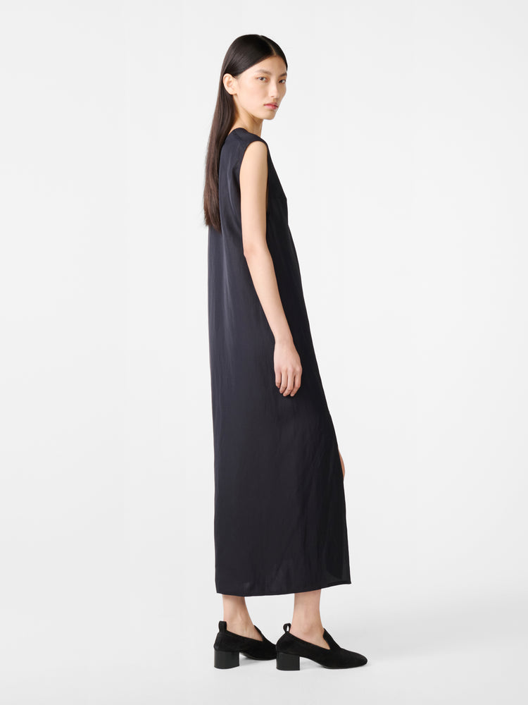 Lise Linen Dress in Darkest Navy