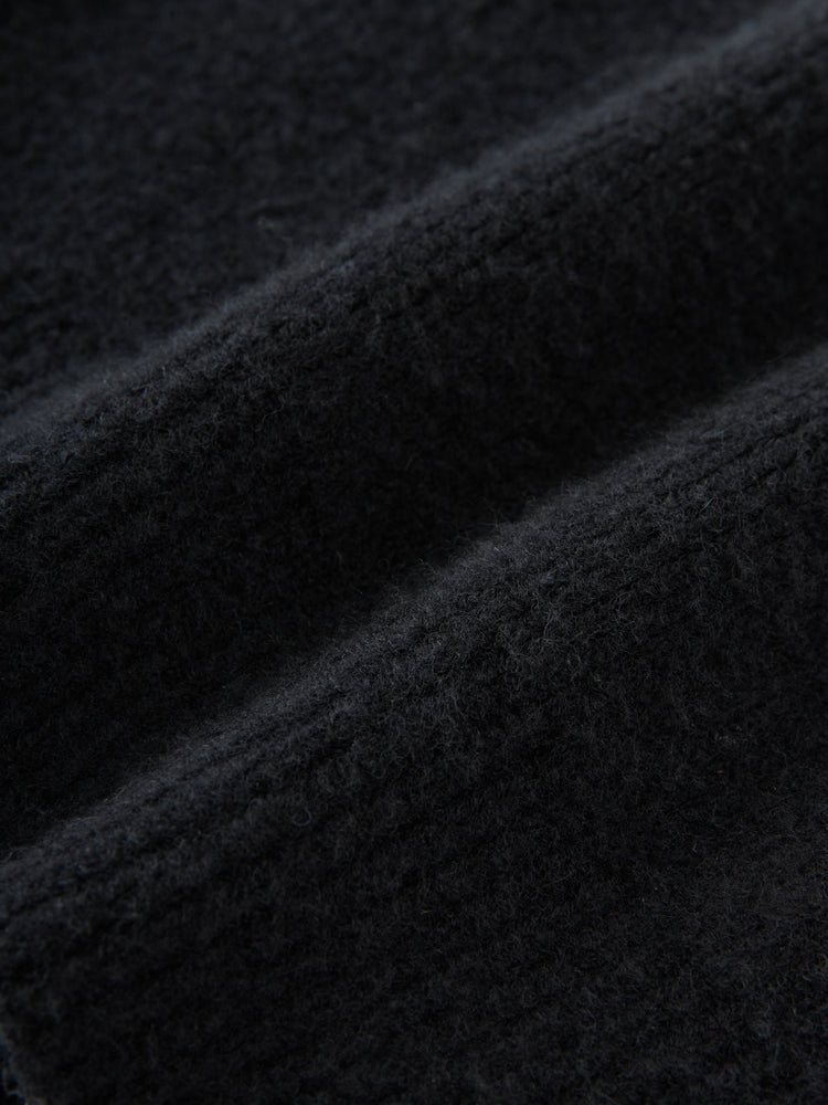 Poros Knit in Black