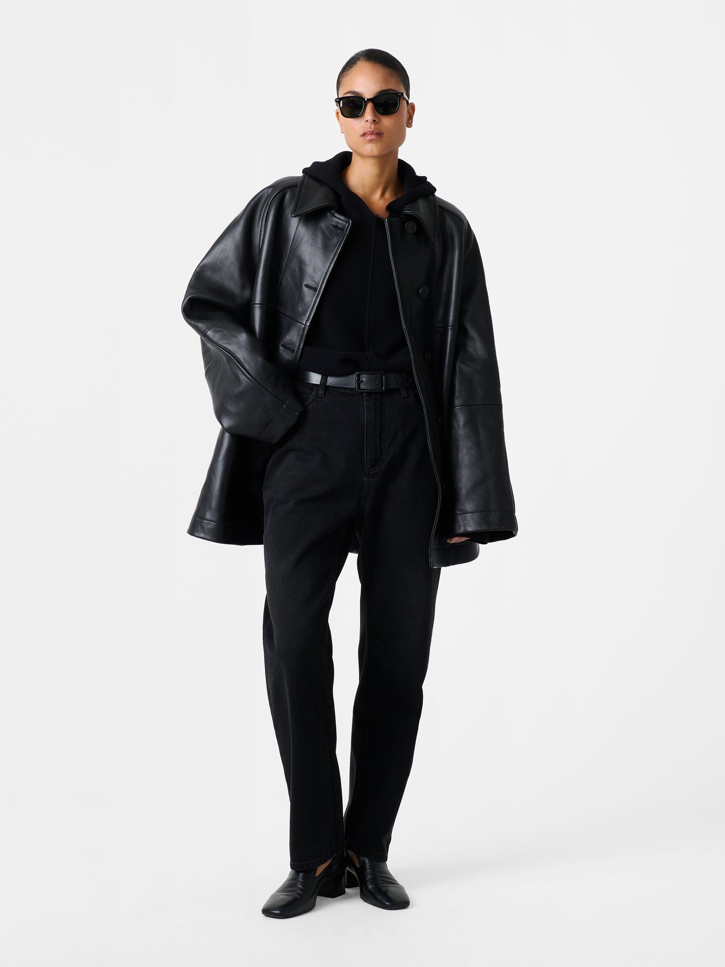 Ridger Leather Coat in Black