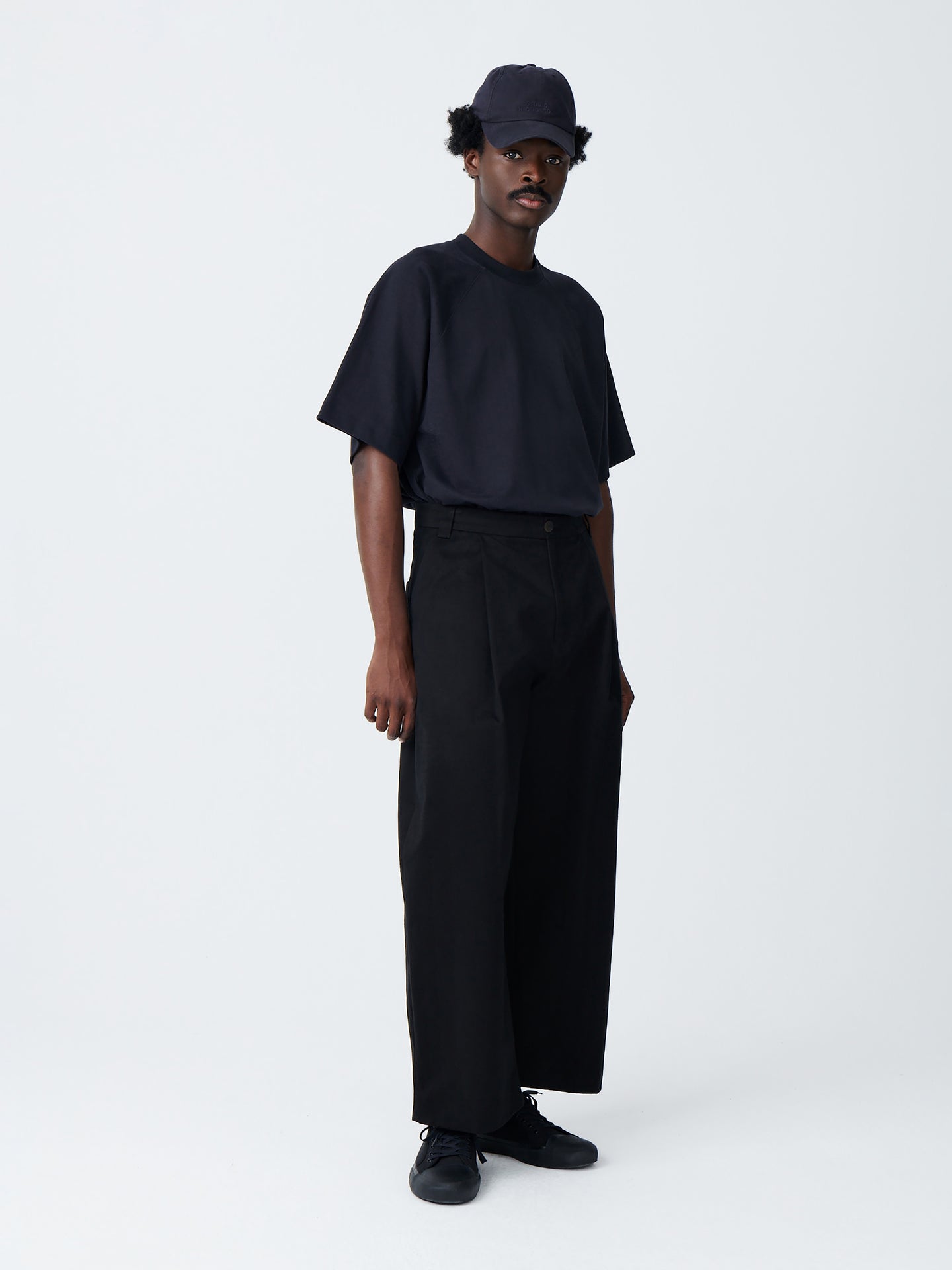 Sorte Pant in Black