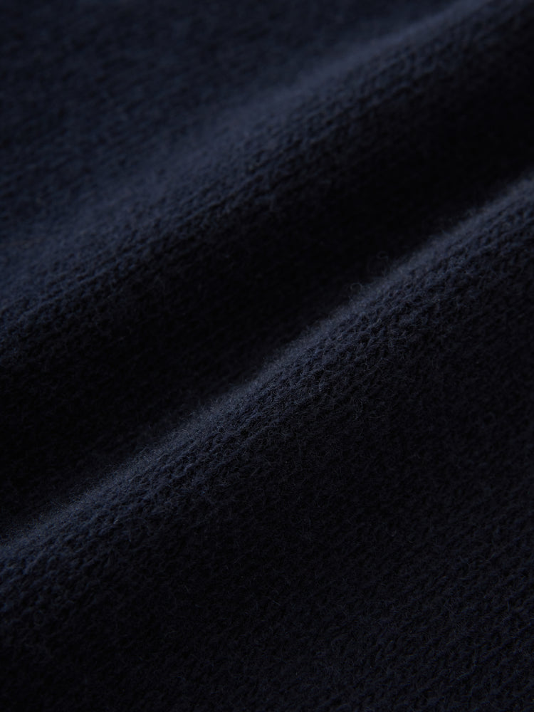 Trigon Scarf in Darkest Navy