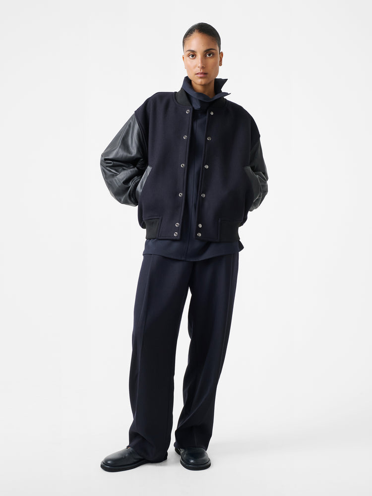 Vai Tropical Wool Pant in Darkest Navy